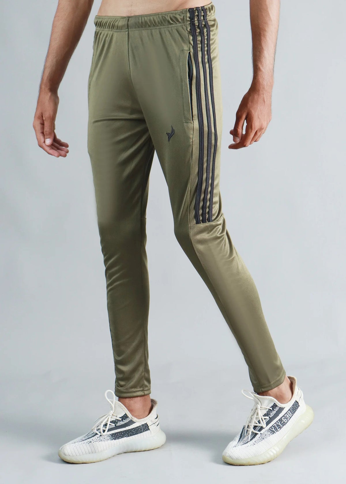 3 Stripe Dri-fit Trouser In Army Green